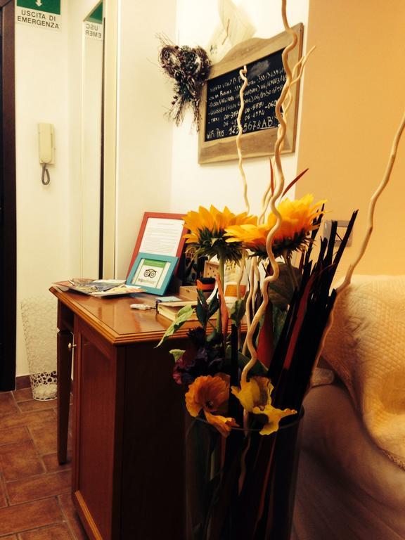 Casa Degli Ubaldi Bed & Breakfast Рим Екстериор снимка