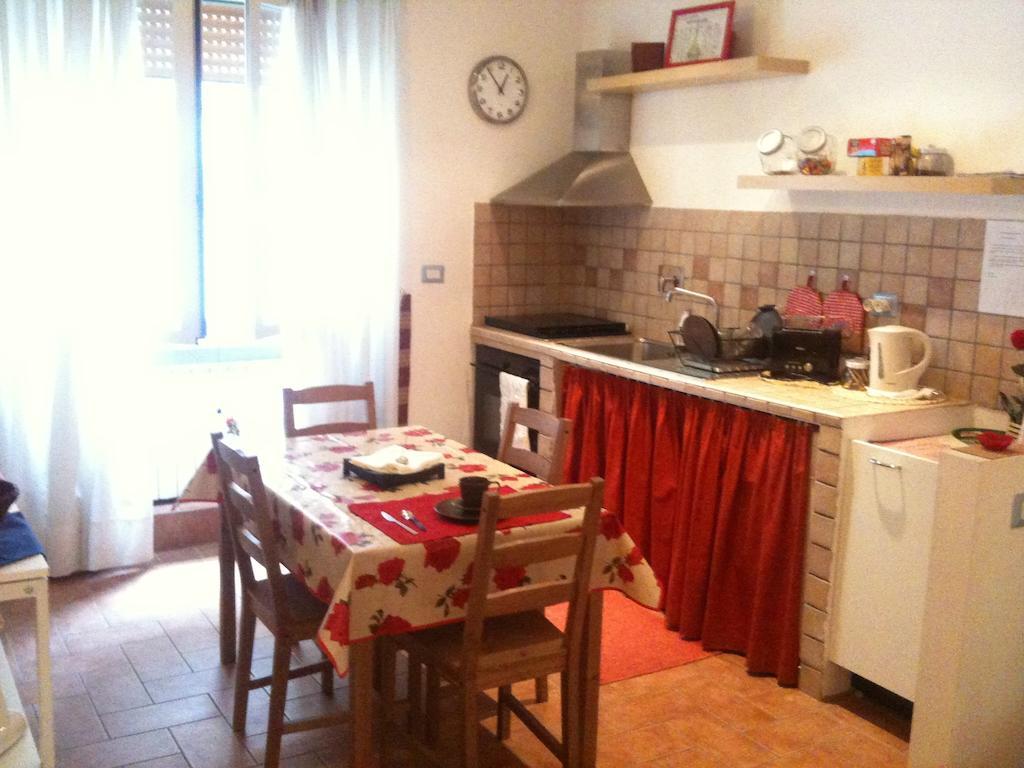 Casa Degli Ubaldi Bed & Breakfast Рим Екстериор снимка