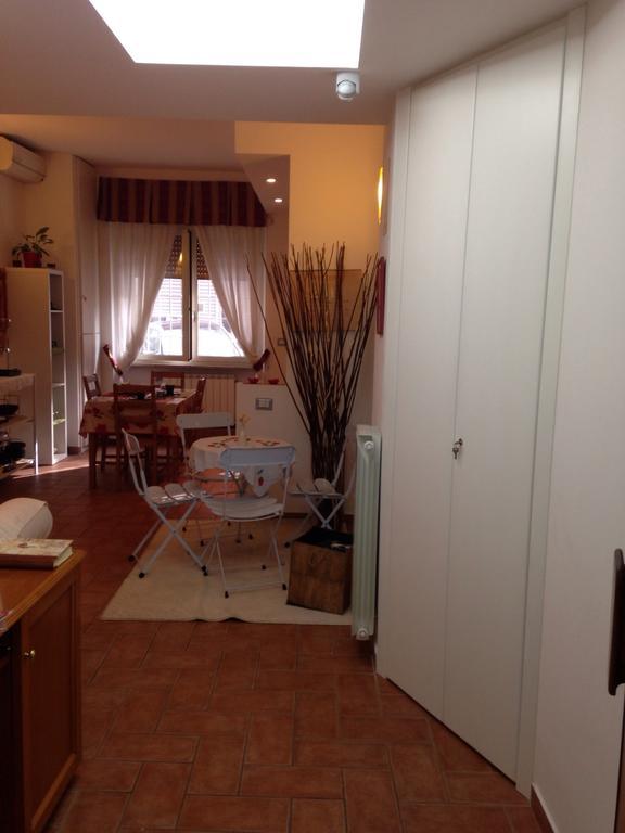 Casa Degli Ubaldi Bed & Breakfast Рим Екстериор снимка
